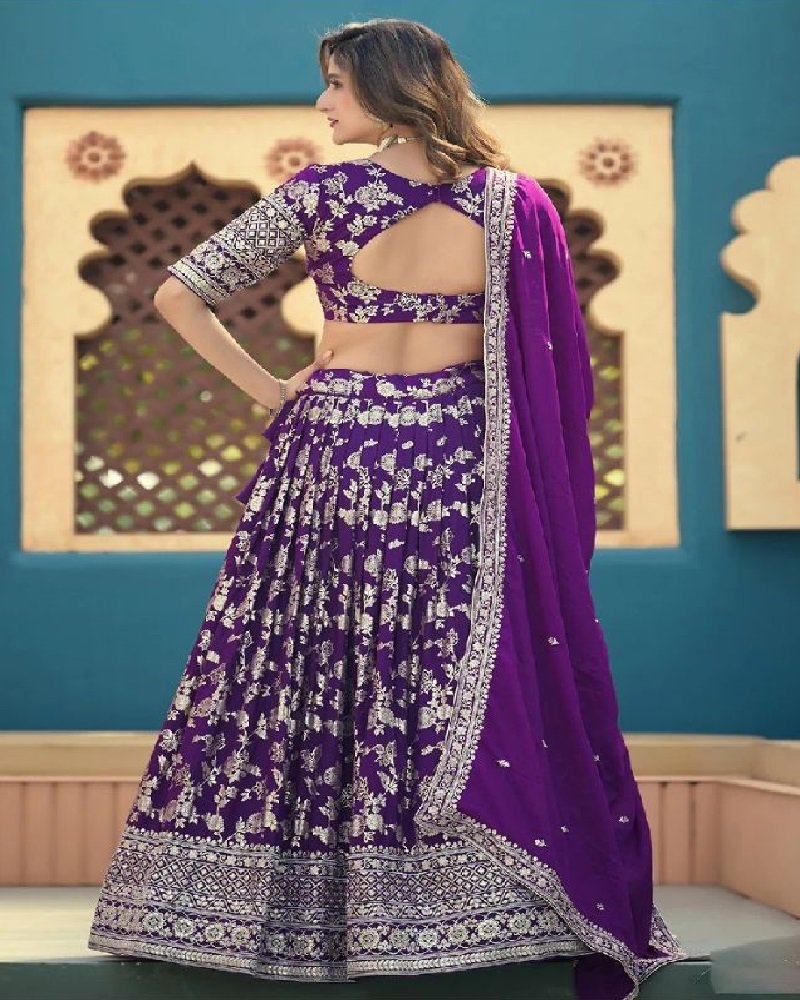 Royal Dola Silk Jacquard Festive Lehenga Choli - Image 4